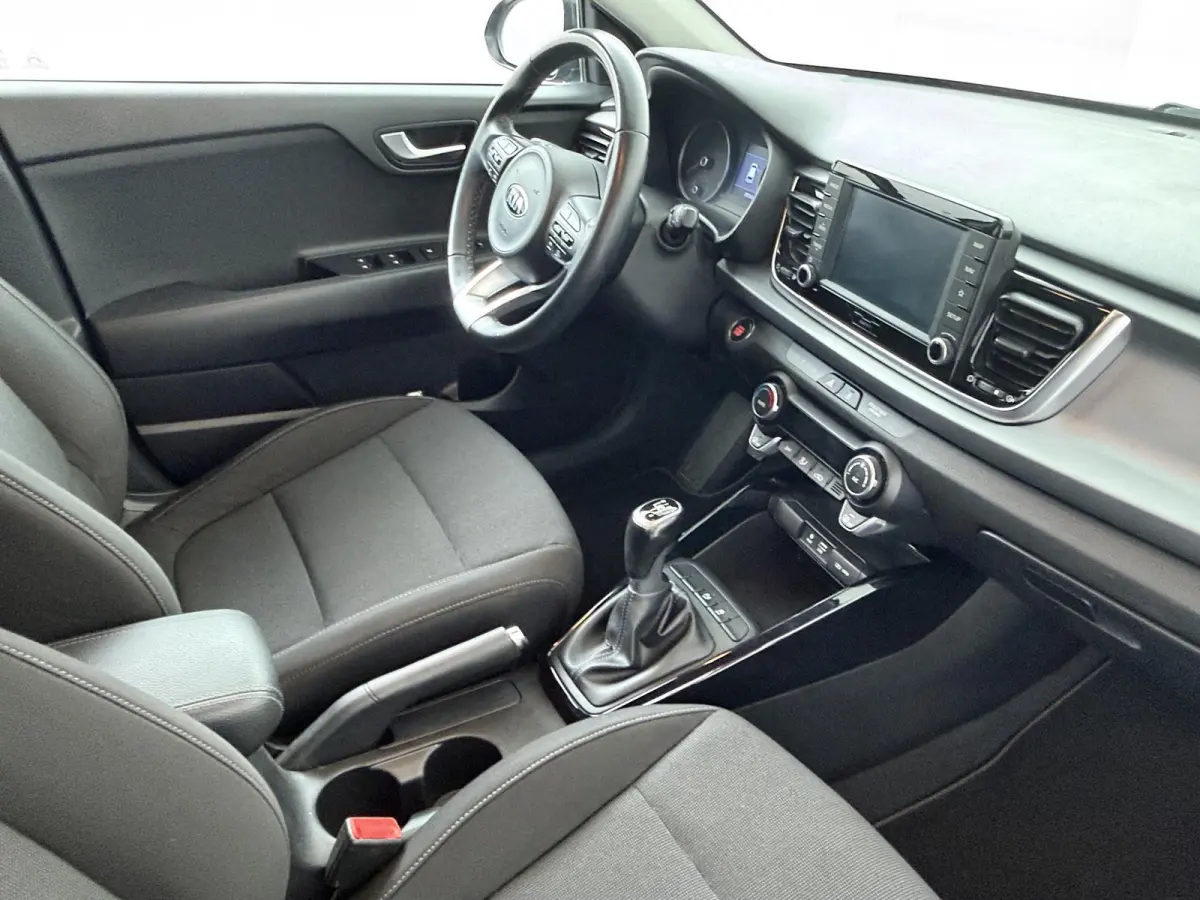 1.0 TGDI DynamicPlusLine | Parkeercamera | Navigatie |