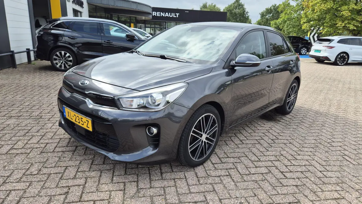 1.0 TGDI DynamicPlusLine | Parkeercamera | Navigatie |