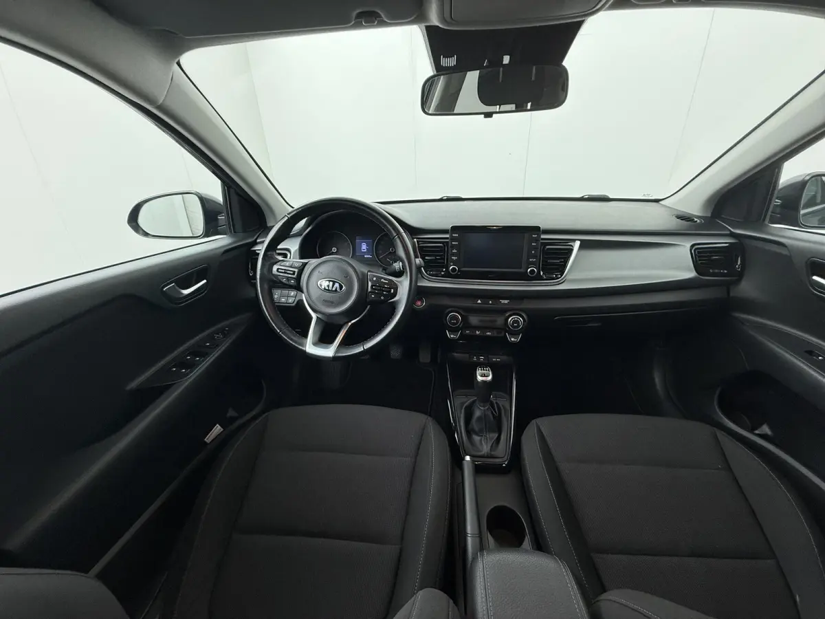1.0 TGDI DynamicPlusLine | Parkeercamera | Navigatie |
