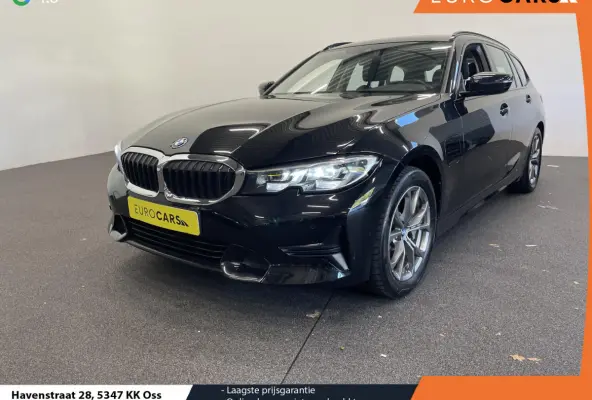 330e Touring SportLine PHEV 292 PK AUT Navi Carplay Camera Achter PDC V+A Winterpack Sport Stoelen Active Protection Ambiance Licht