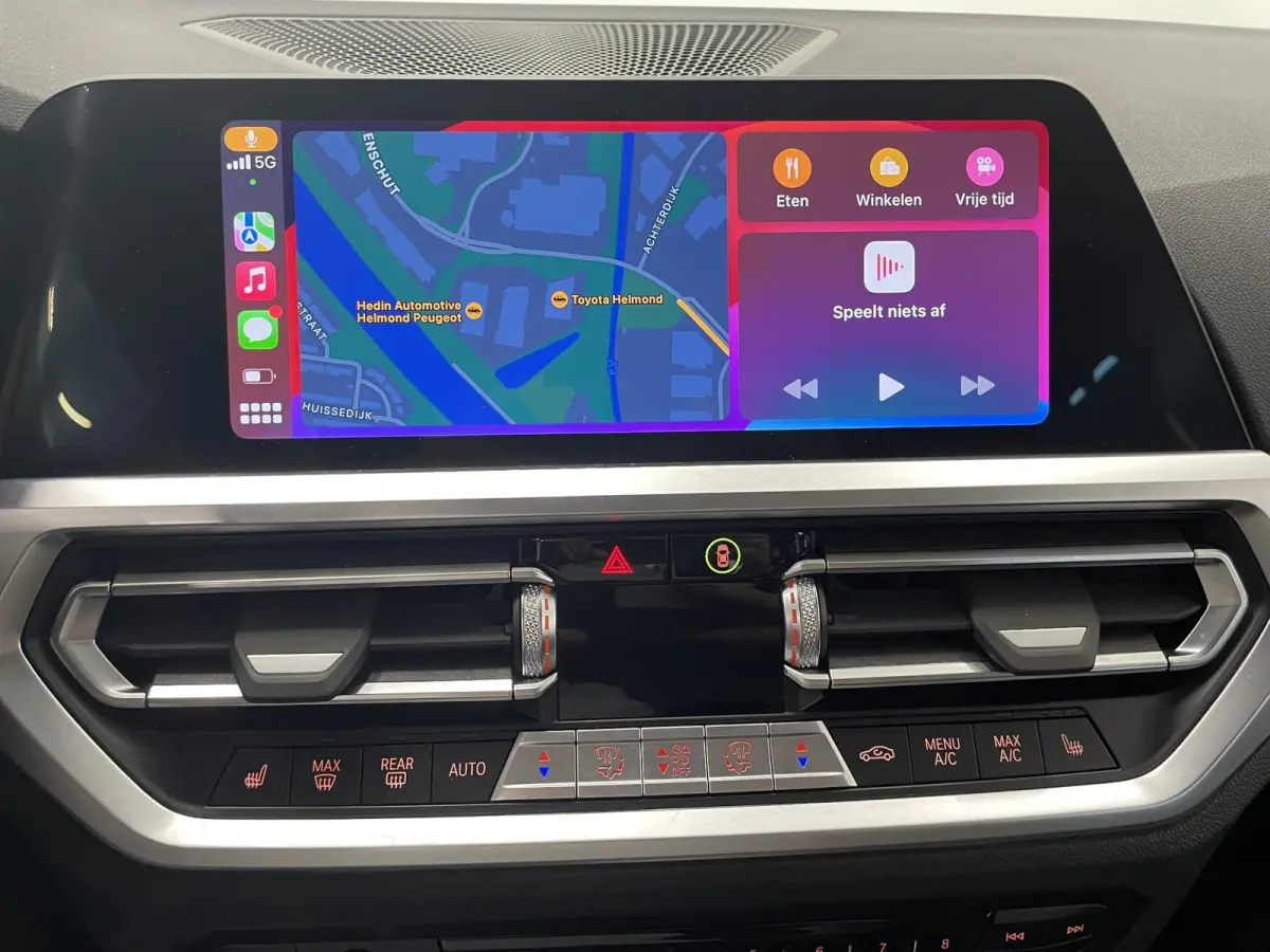 330e Touring SportLine PHEV 292 PK AUT Navi Carplay Camera Achter PDC V+A Winterpack Sport Stoelen Active Protection Ambiance Licht