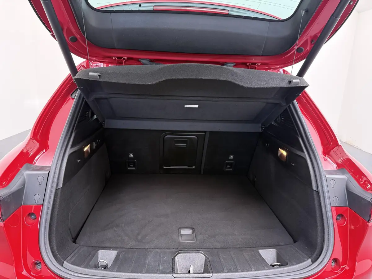 1.3T PHEV Veloce | Plug-in Hybride | 280 PK | Adaptieve Cruise | Camera |