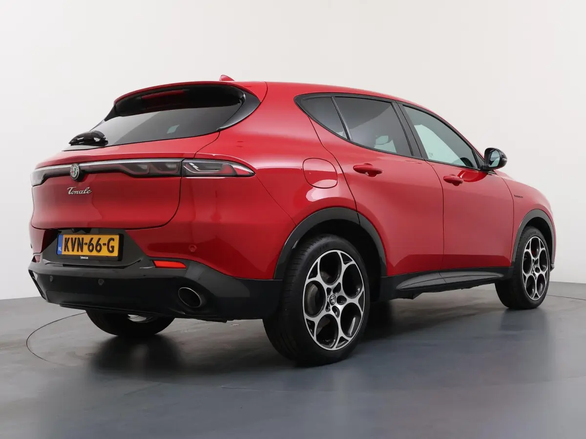 1.3T PHEV Veloce | Plug-in Hybride | 280 PK | Adaptieve Cruise | Camera |