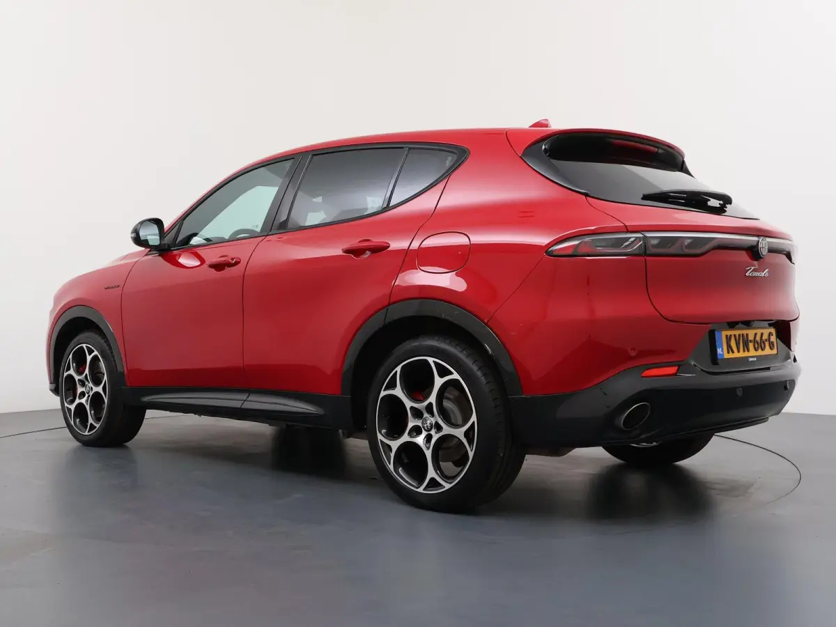 1.3T PHEV Veloce | Plug-in Hybride | 280 PK | Adaptieve Cruise | Camera |