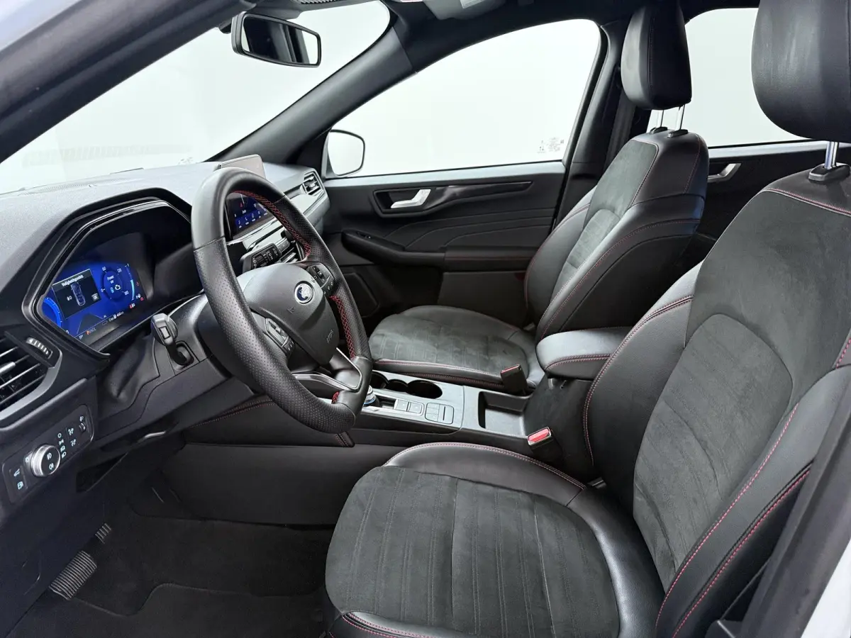 2.5 PHEV ST-Line X | Panoramadak | Trekhaak | Stoelverwarming |