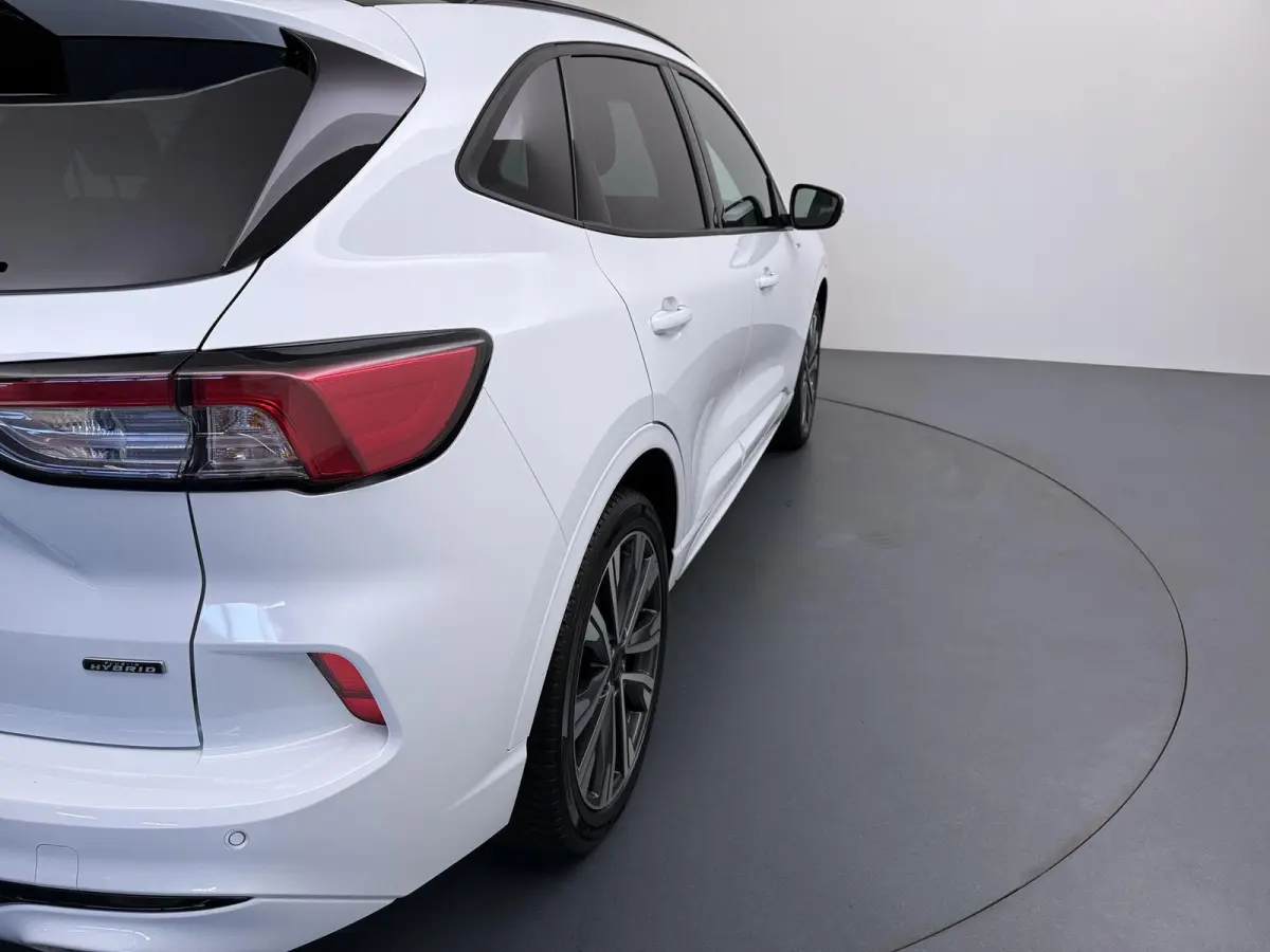 2.5 PHEV ST-Line X | Panoramadak | Trekhaak | Stoelverwarming |