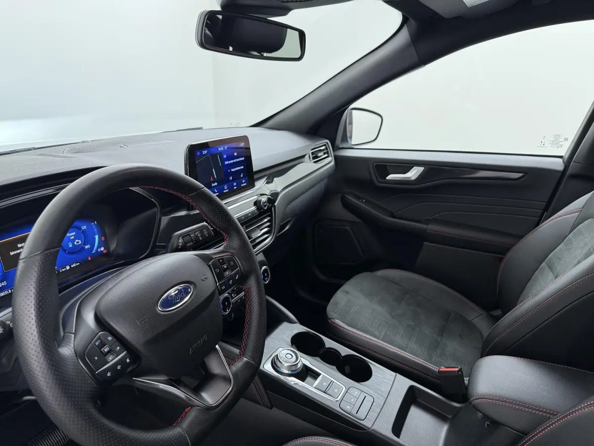 2.5 PHEV ST-Line X | Panoramadak | Trekhaak | Stoelverwarming |