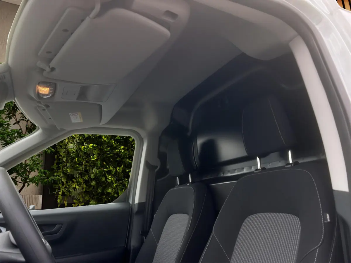 1.5 Ecoblue Trend | Airco | Apple Carplay | | Airco | Apple Carplay/Android Auto|telefoonintegratie premium | Centrale deurvergrendeling met afstandsbediening
