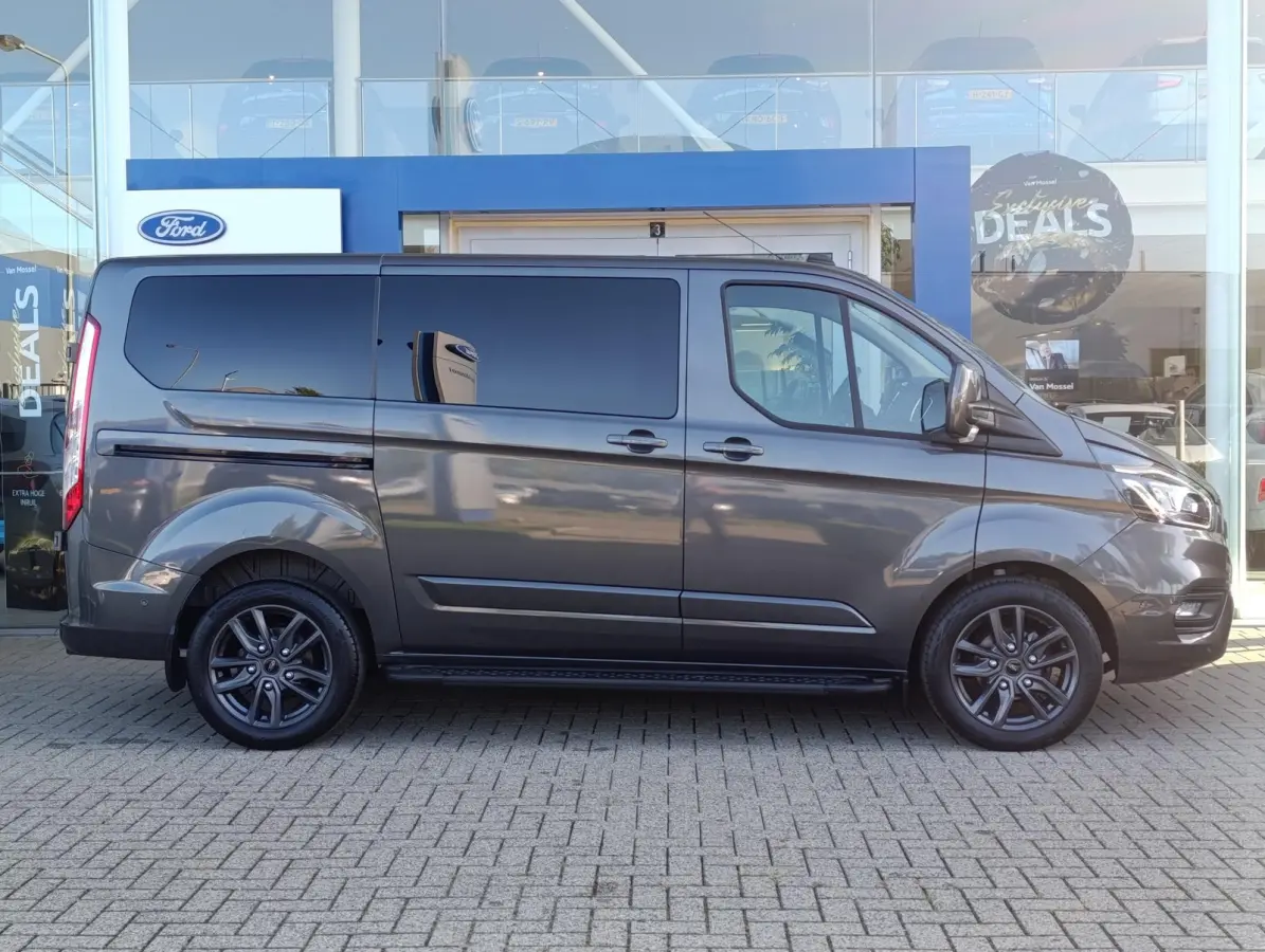300 2.0 TDCI L1H1 Limited DC Dubbele Cabine | Stoel/voorruitverwarming | Dodehoekdetectie | Camera | PDC V+A | Elek. stoel | Navigatie | Dealeronderhouden