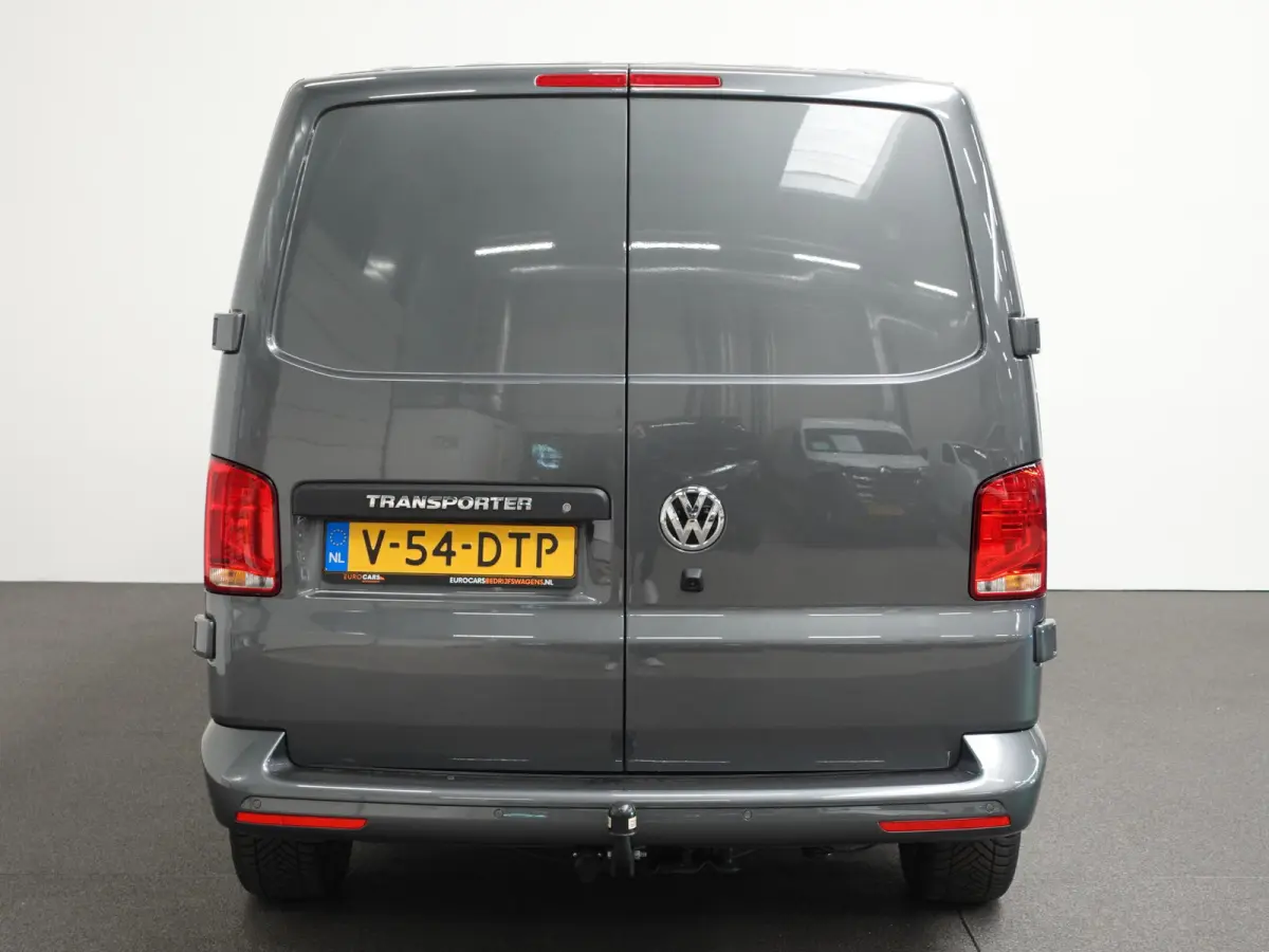 2.0 TDI L2H1 Highline Automaat Dubbele Cabine Navigatie Airco Cruise Control LM velgen