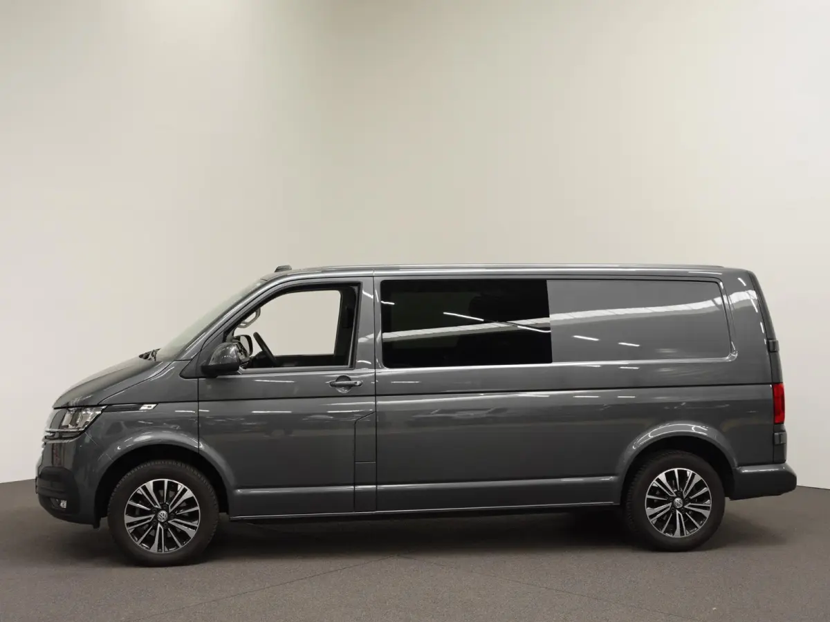2.0 TDI L2H1 Highline Automaat Dubbele Cabine Navigatie Airco Cruise Control LM velgen