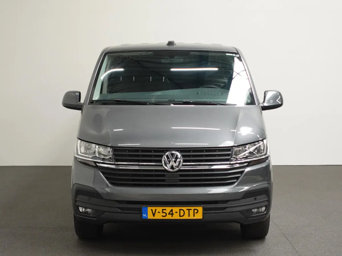 2.0 TDI L2H1 Highline Automaat Dubbele Cabine Navigatie Airco Cruise Control LM velgen