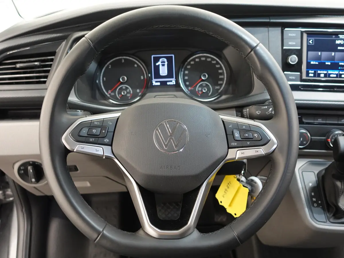 2.0 TDI L2H1 Highline Automaat Dubbele Cabine Navigatie Airco Cruise Control LM velgen