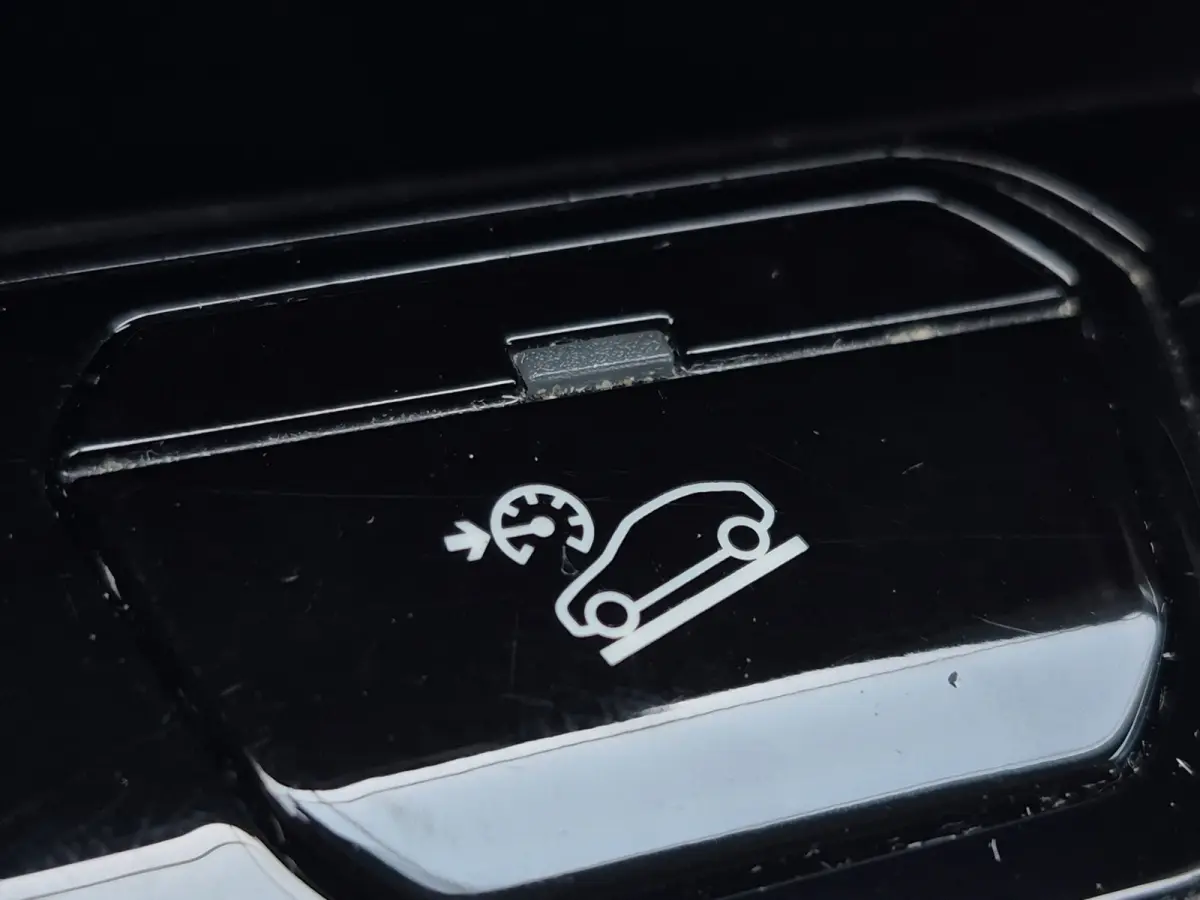 1.2 PureTech Allure Camera | Full LED | Parkeersensoren | Full map navigatie | Carplay/android auto |