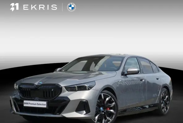 eDrive40 | M Sportpakket Pro | Harman Kardon | Driving Assistant Plus | Comfortstoelen met stoelventilatie