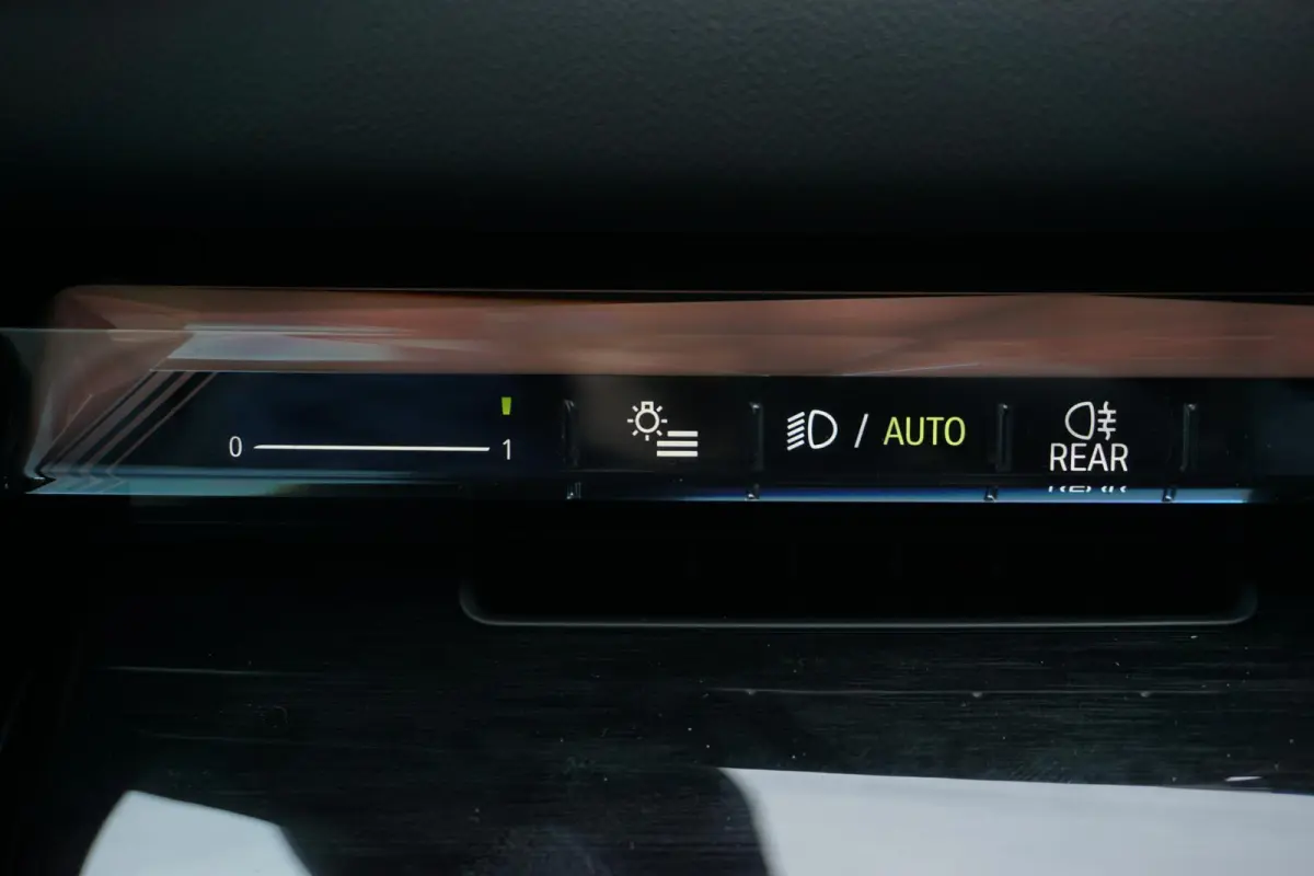 eDrive40 | M Sportpakket Pro | Harman Kardon | Driving Assistant Plus | Comfortstoelen met stoelventilatie
