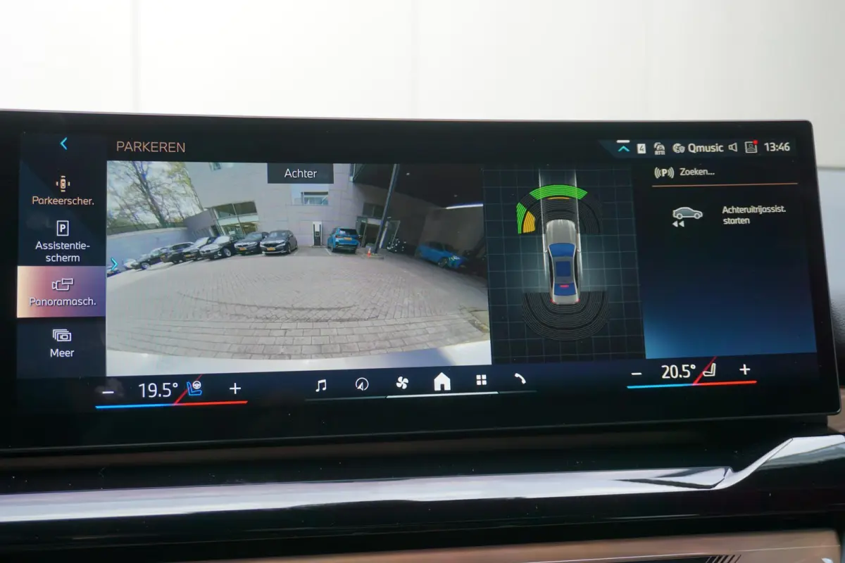 eDrive40 | M Sportpakket Pro | Harman Kardon | Driving Assistant Plus | Comfortstoelen met stoelventilatie