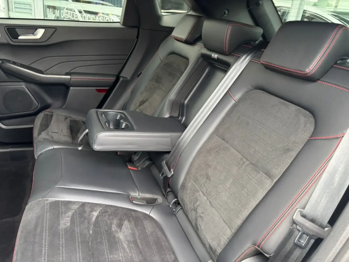 2.5 PHEV 225PK ST-LINE X NORDIC AIRCO NAVI PDC-CAMERA.