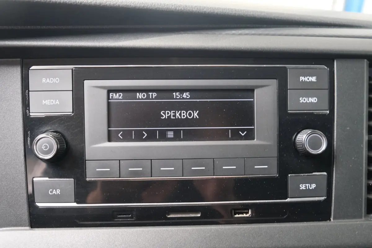 2.0 TDI L2H1 30 3p - Airco, Cruise, Stoelverwarming, PDC, Trekhaak.