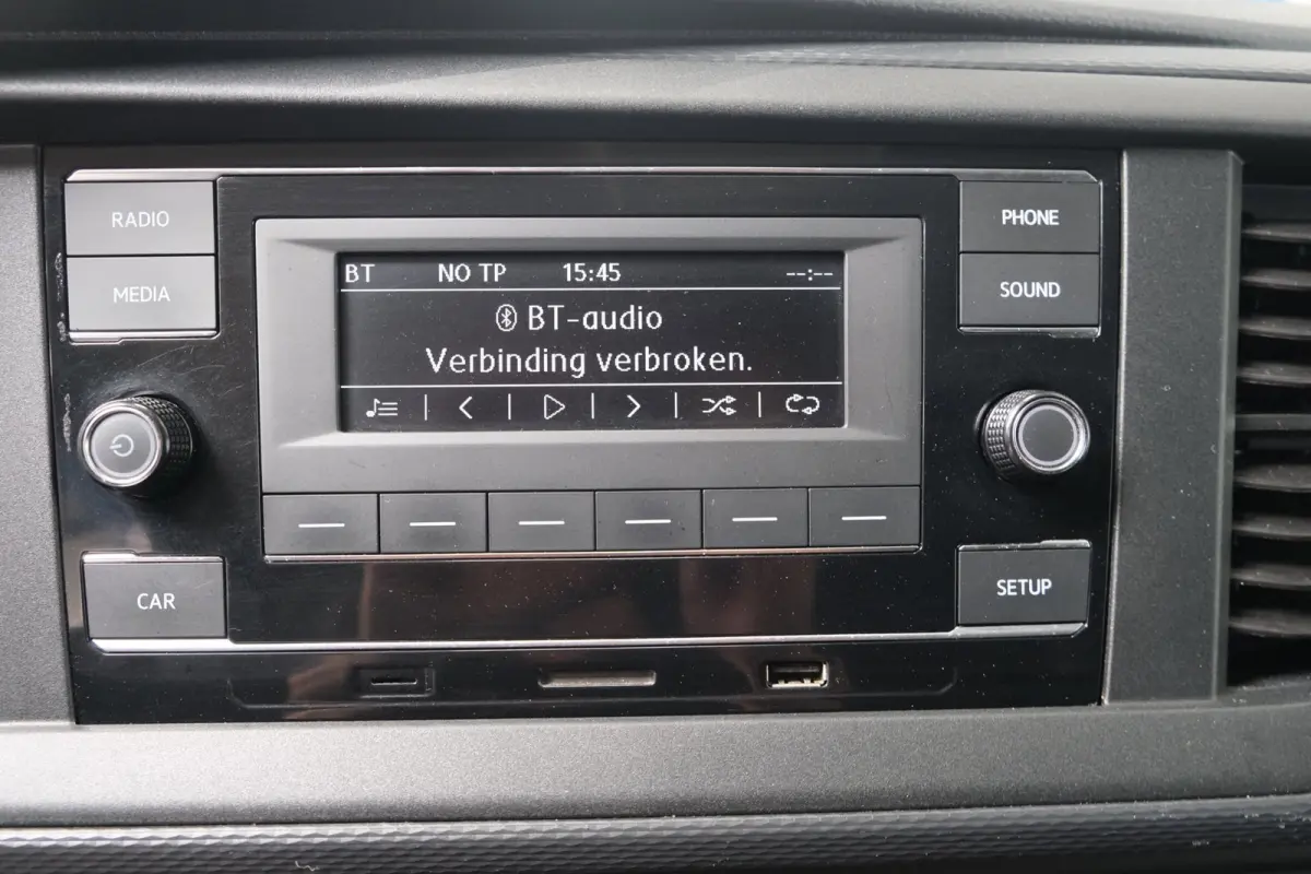 2.0 TDI L2H1 30 3p - Airco, Cruise, Stoelverwarming, PDC, Trekhaak.