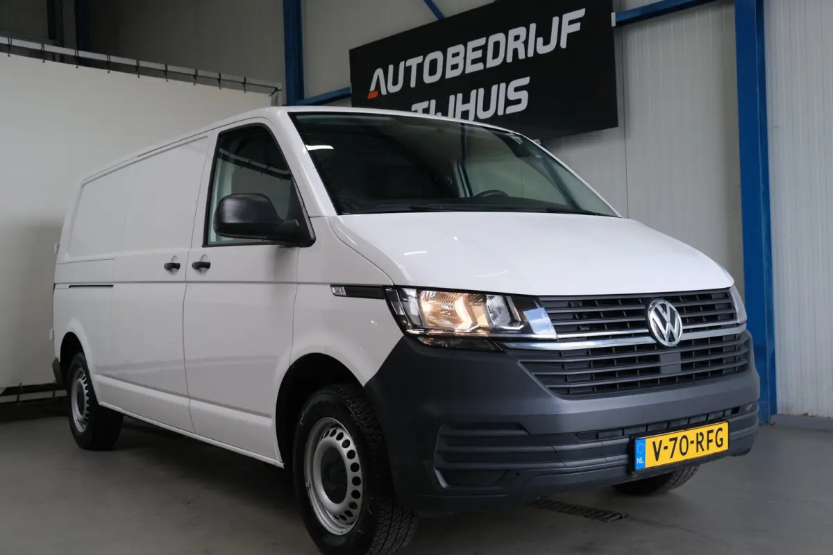 2.0 TDI L2H1 30 3p - Airco, Cruise, Stoelverwarming, PDC, Trekhaak.