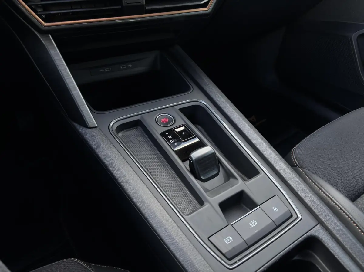 1.4 e-Hybrid Business SOH 92% stuur vw camera