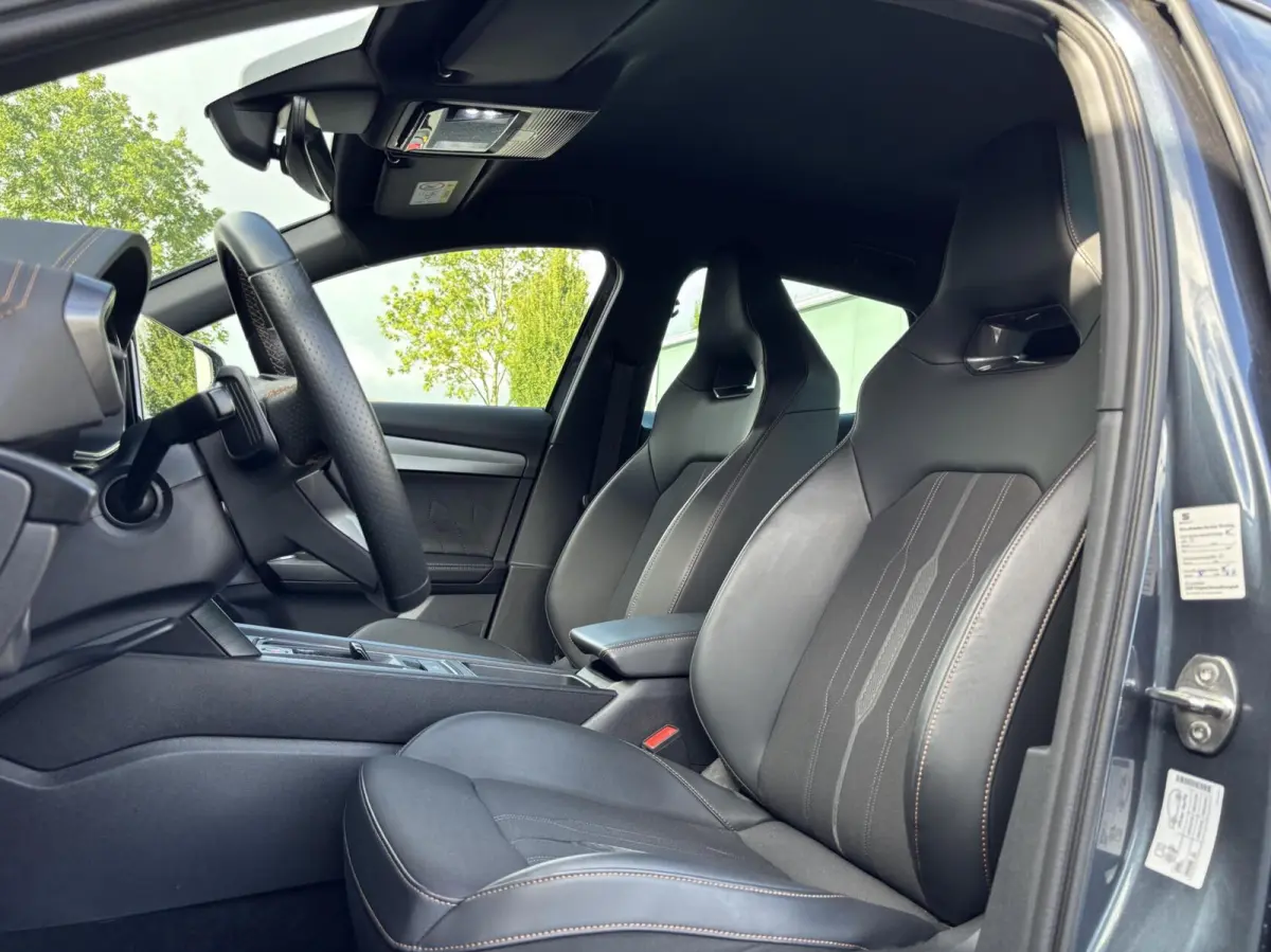 1.4 e-Hybrid Business SOH 92% stuur vw camera