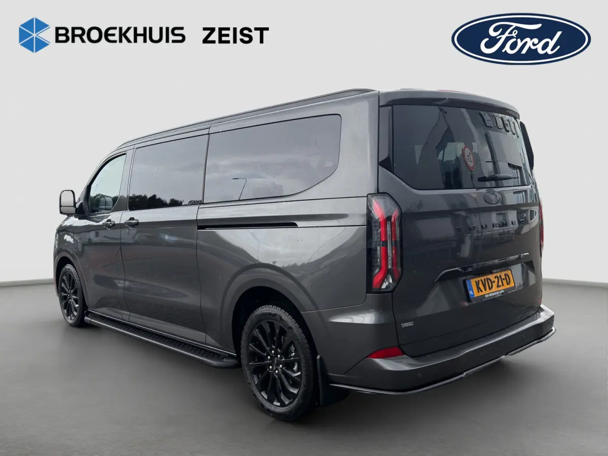 Tourneo Custom Titanium X Plug-in Hybrid 8 pers. | Black Pack Special | Elek. Trekhaak | Luxe | Op Voorraad!!