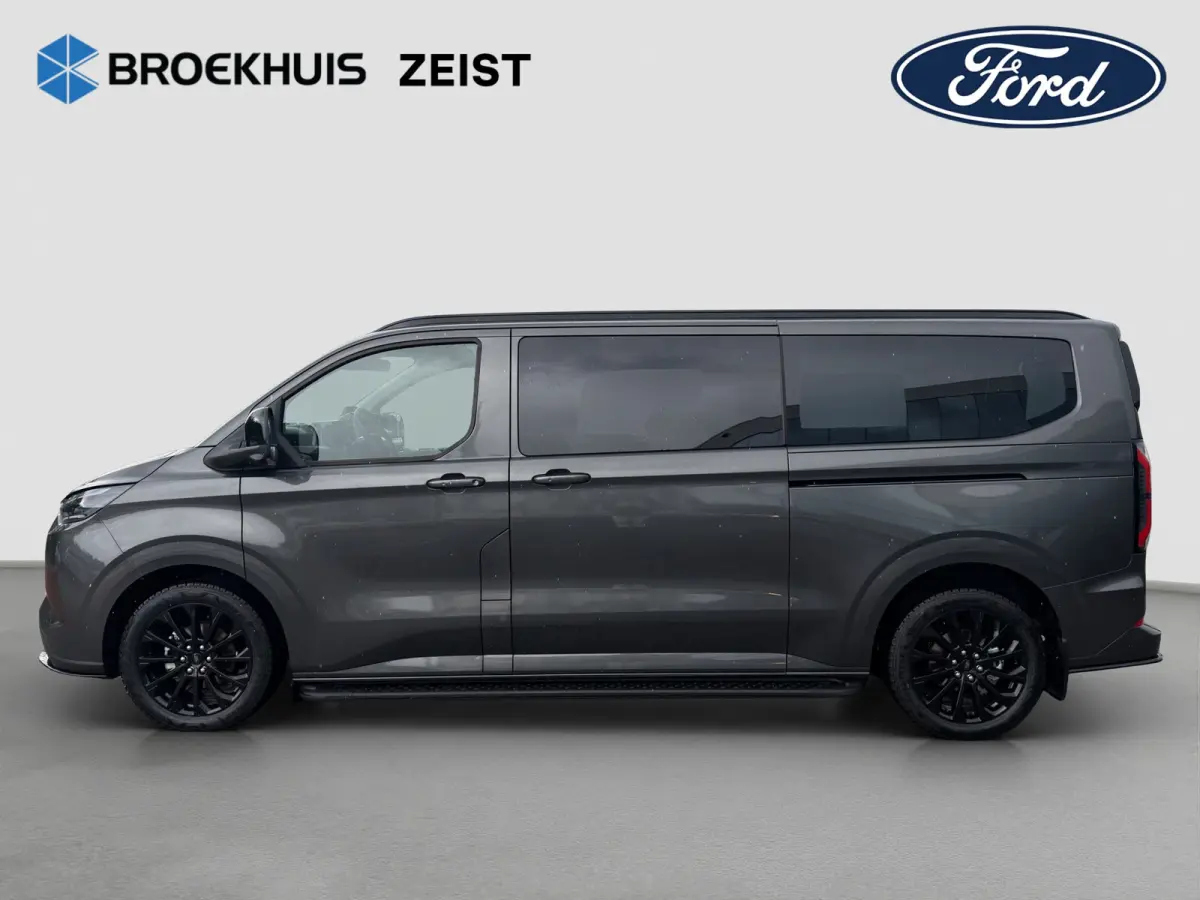 Tourneo Custom Titanium X Plug-in Hybrid 8 pers. | Black Pack Special | Elek. Trekhaak | Luxe | Op Voorraad!!