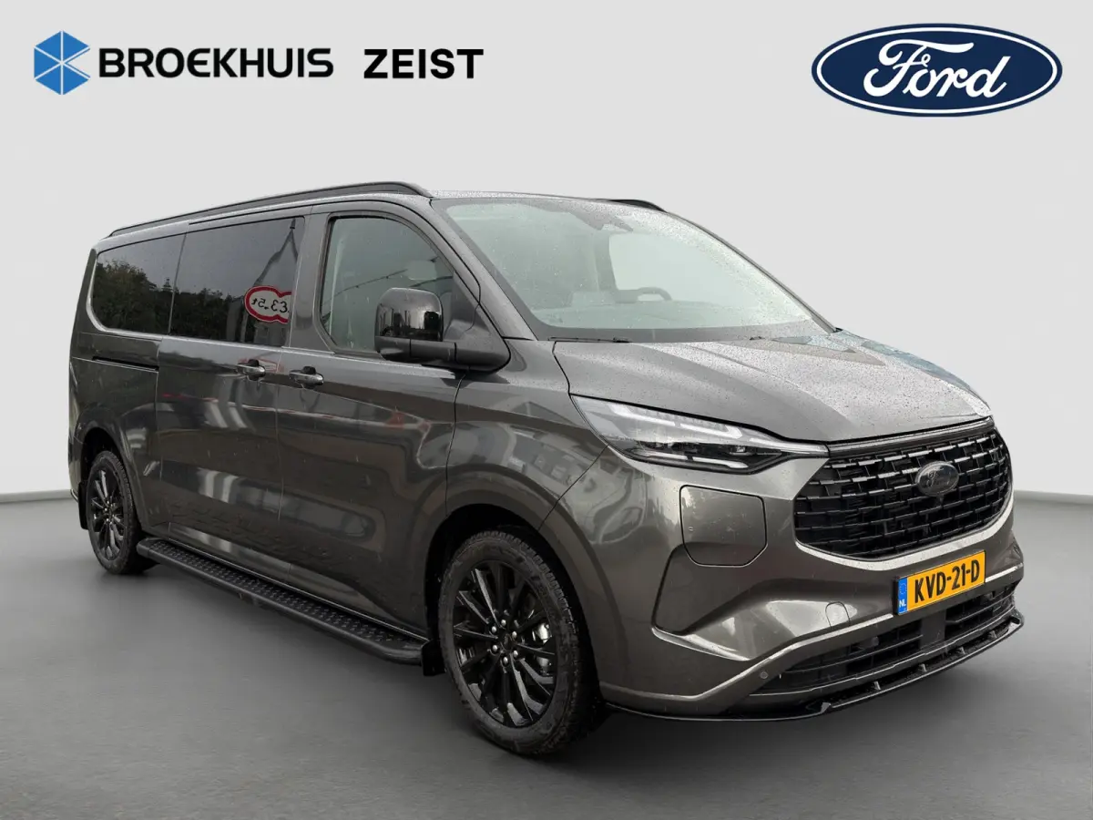 Tourneo Custom Titanium X Plug-in Hybrid 8 pers. | Black Pack Special | Elek. Trekhaak | Luxe | Op Voorraad!!