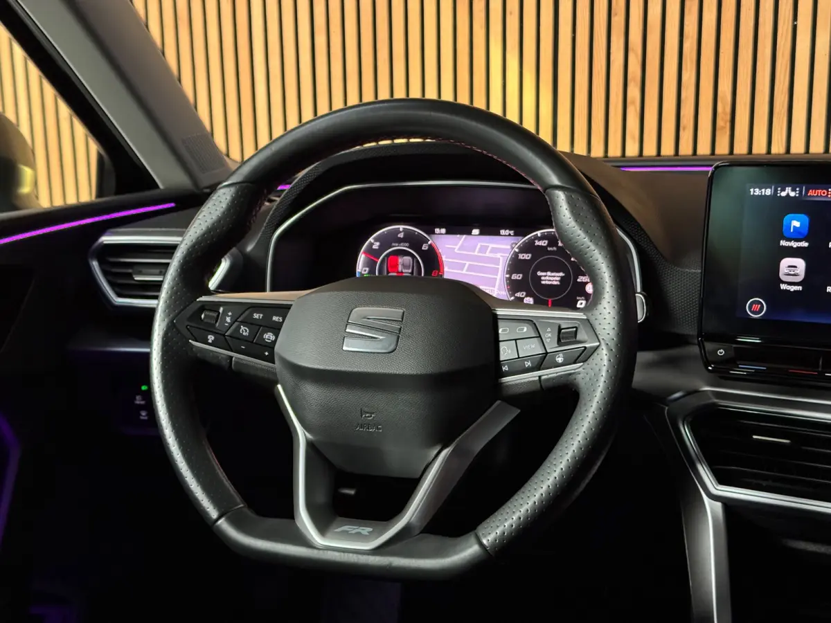 1.4 TSI eHybrid PHEV FR PANO|AMBIENT|MATRIX KOPLAMPEN|STOEL + STUUR VERWARMING| 17 INCH LMV