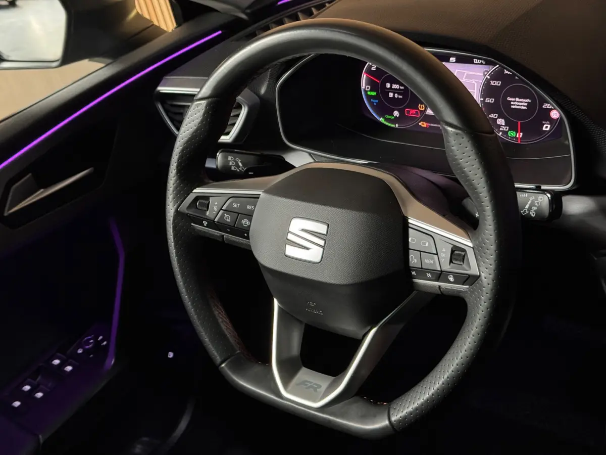 1.4 TSI eHybrid PHEV FR PANO|AMBIENT|MATRIX KOPLAMPEN|STOEL + STUUR VERWARMING| 17 INCH LMV