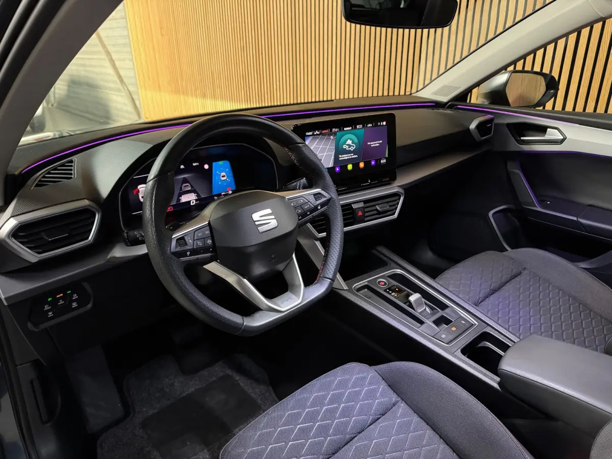 1.4 TSI eHybrid PHEV FR PANO|AMBIENT|MATRIX KOPLAMPEN|STOEL + STUUR VERWARMING| 17 INCH LMV