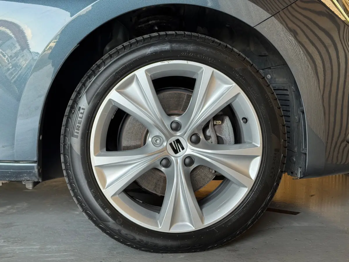 1.4 TSI eHybrid PHEV FR PANO|AMBIENT|MATRIX KOPLAMPEN|STOEL + STUUR VERWARMING| 17 INCH LMV