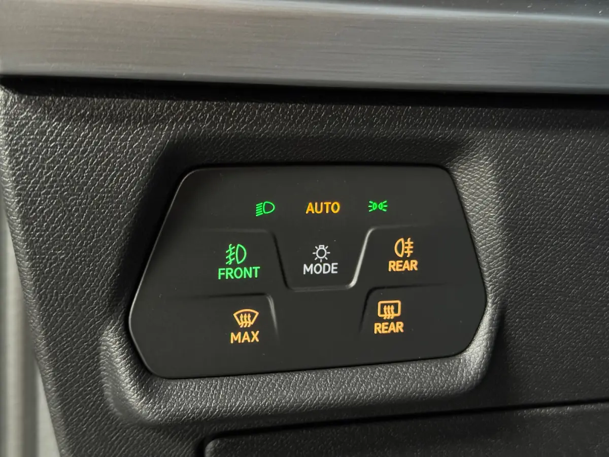 1.4 TSI eHybrid PHEV FR PANO|AMBIENT|MATRIX KOPLAMPEN|STOEL + STUUR VERWARMING| 17 INCH LMV