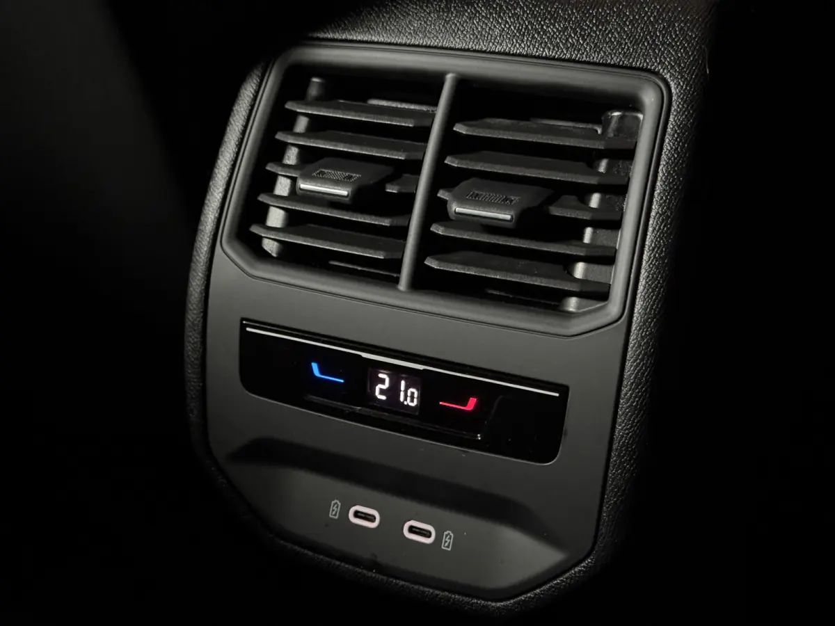 1.4 TSI eHybrid PHEV FR PANO|AMBIENT|MATRIX KOPLAMPEN|STOEL + STUUR VERWARMING| 17 INCH LMV