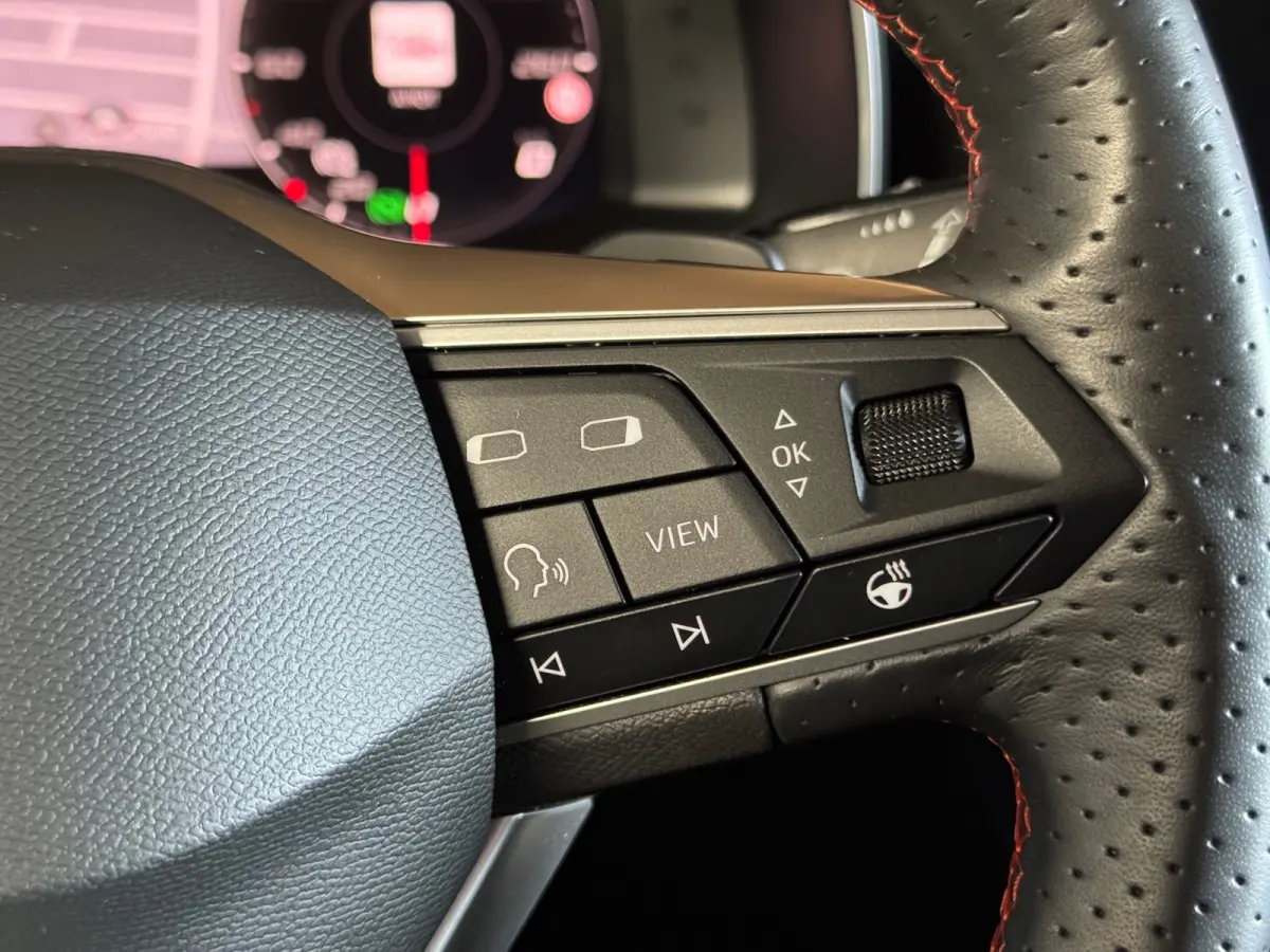1.4 TSI eHybrid PHEV FR PANO|AMBIENT|MATRIX KOPLAMPEN|STOEL + STUUR VERWARMING| 17 INCH LMV