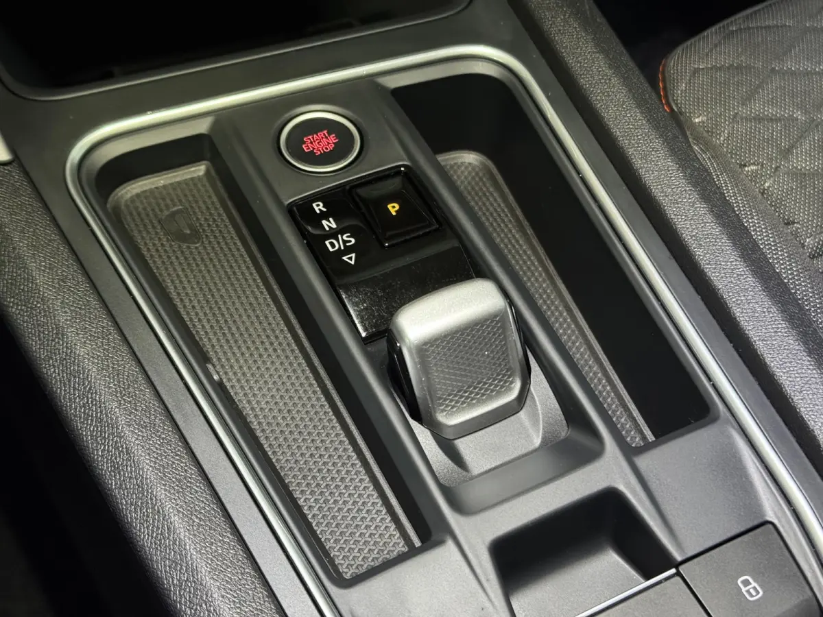 1.4 TSI eHybrid PHEV FR PANO|AMBIENT|MATRIX KOPLAMPEN|STOEL + STUUR VERWARMING| 17 INCH LMV