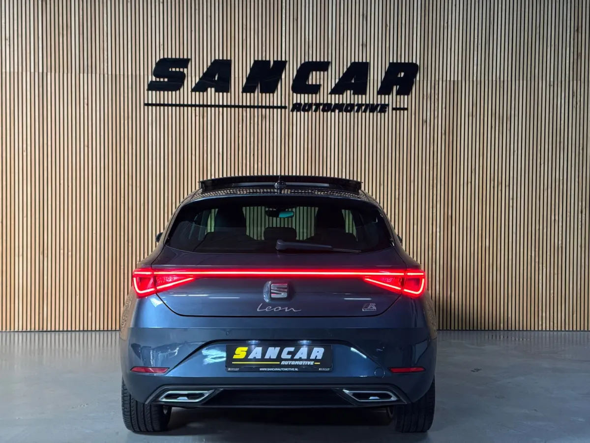 1.4 TSI eHybrid PHEV FR PANO|AMBIENT|MATRIX KOPLAMPEN|STOEL + STUUR VERWARMING| 17 INCH LMV