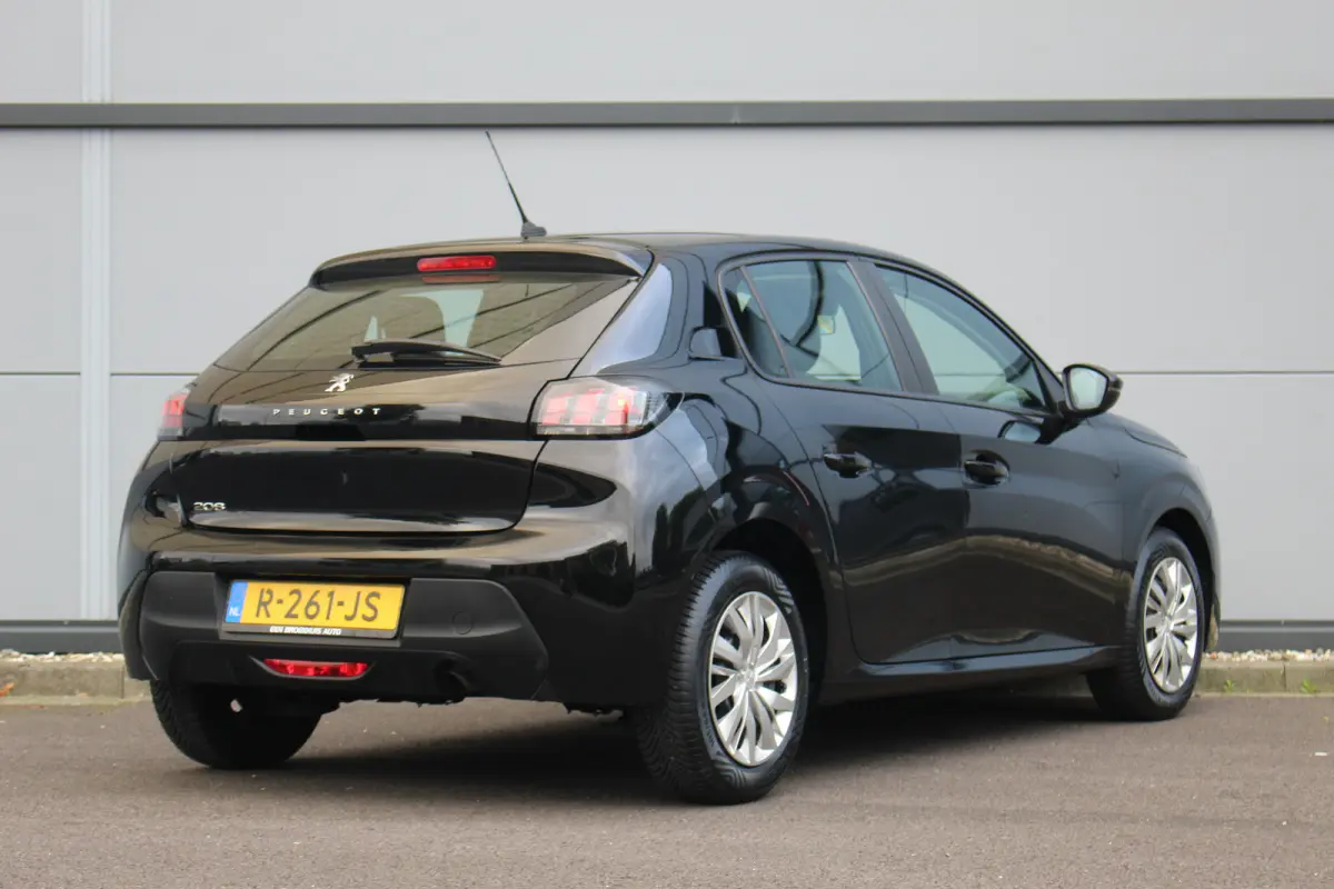 1.2 Active | CarPlay | Airco | Cruise C. | Park Assist | Elec. Pakket | | CarPlay | Airco | Cruise C. | Park Assist | Elec. Pakket |