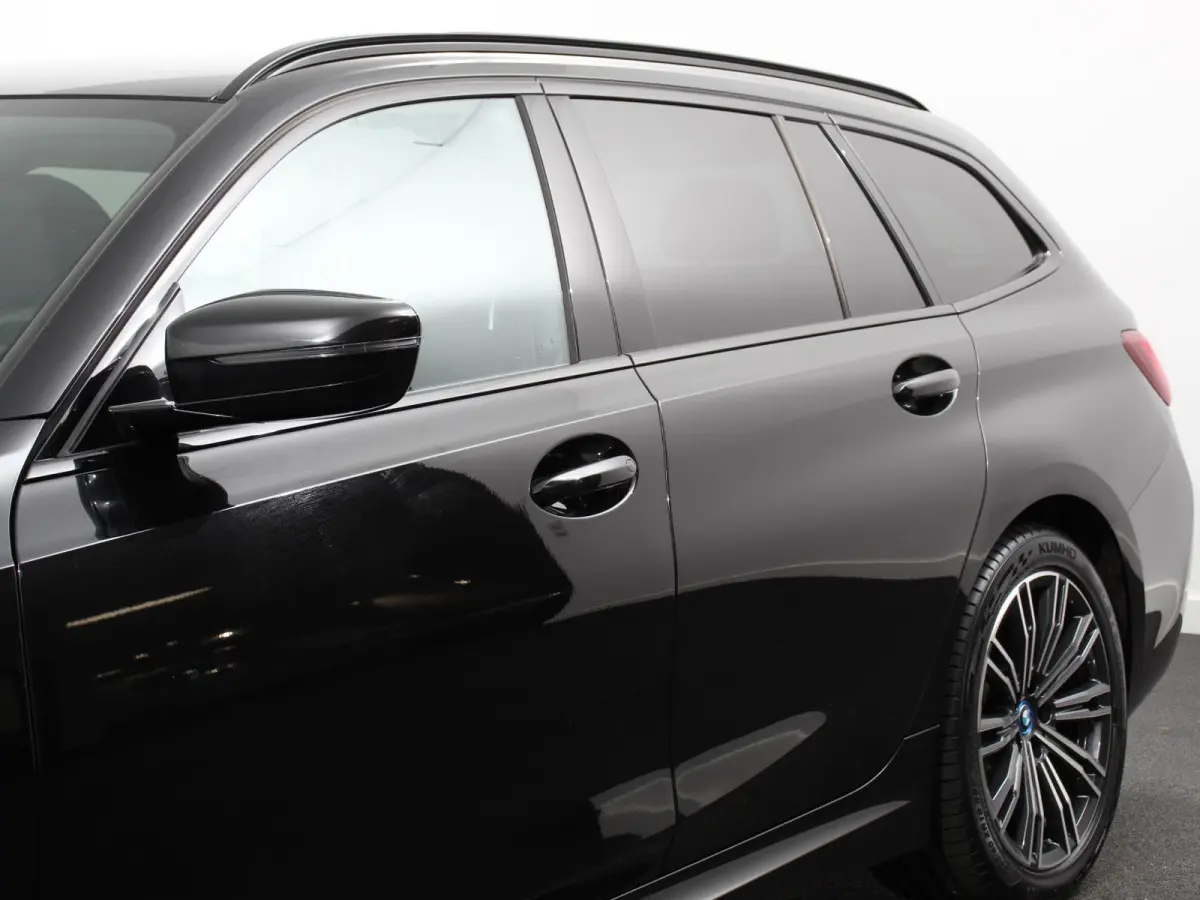 330e xDrive 292 PK 4WD M Sport Climate Control Stoel Stuurverwarming Full LED 18" Velgen Navigatie Prof Carplay/Android Auto PDC VA Trekhaak Elektrisch Sensatec