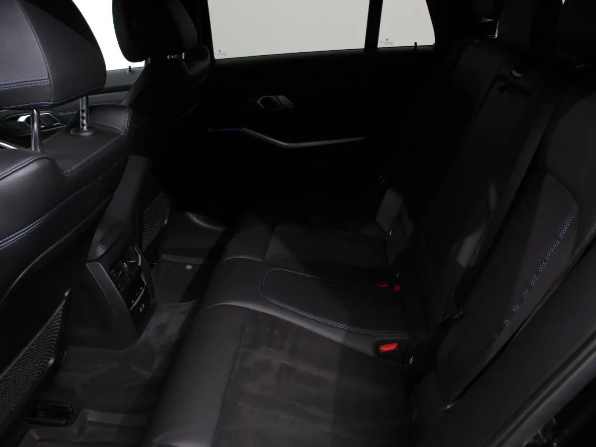 330e xDrive 292 PK 4WD M Sport Climate Control Stoel Stuurverwarming Full LED 18" Velgen Navigatie Prof Carplay/Android Auto PDC VA Trekhaak Elektrisch Sensatec