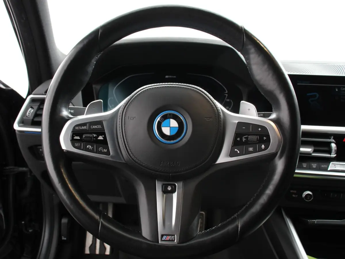 330e xDrive 292 PK 4WD M Sport Climate Control Stoel Stuurverwarming Full LED 18" Velgen Navigatie Prof Carplay/Android Auto PDC VA Trekhaak Elektrisch Sensatec