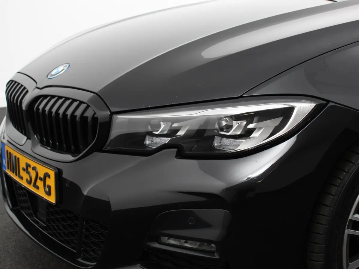 330e xDrive 292 PK 4WD M Sport Climate Control Stoel Stuurverwarming Full LED 18" Velgen Navigatie Prof Carplay/Android Auto PDC VA Trekhaak Elektrisch Sensatec