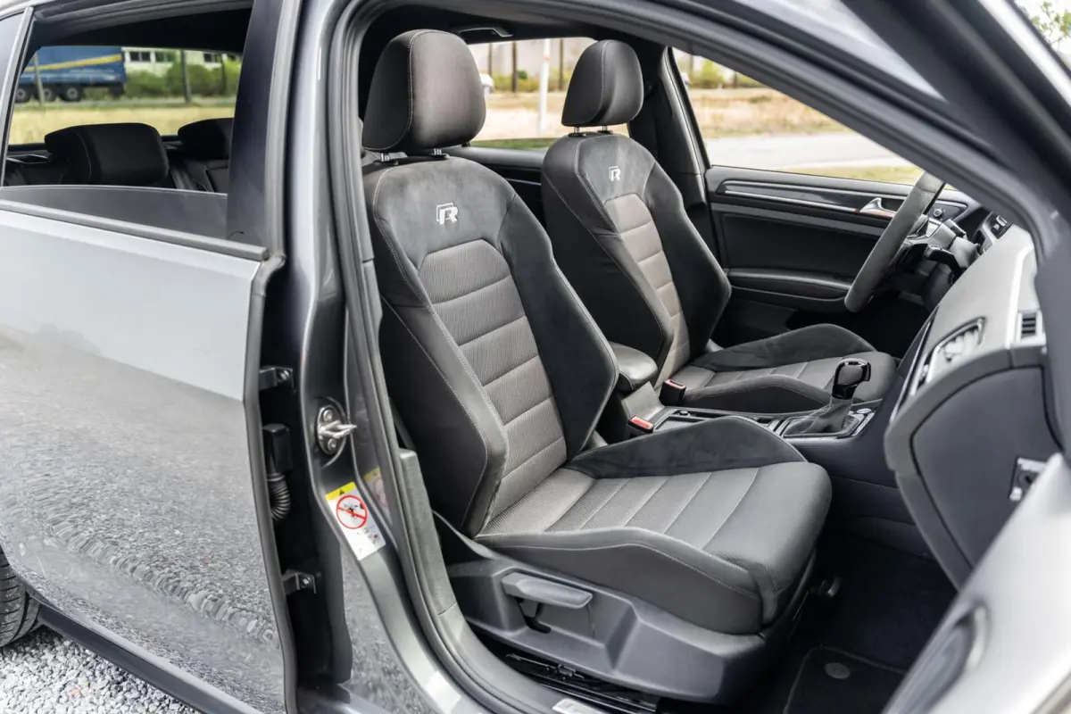 2.0 TSI 4Motion R Akrapovic Pano Dsg Dynau