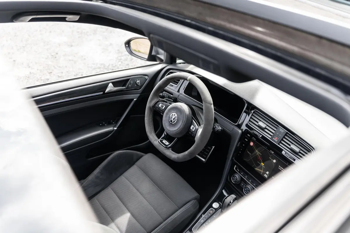 2.0 TSI 4Motion R Akrapovic Pano Dsg Dynau