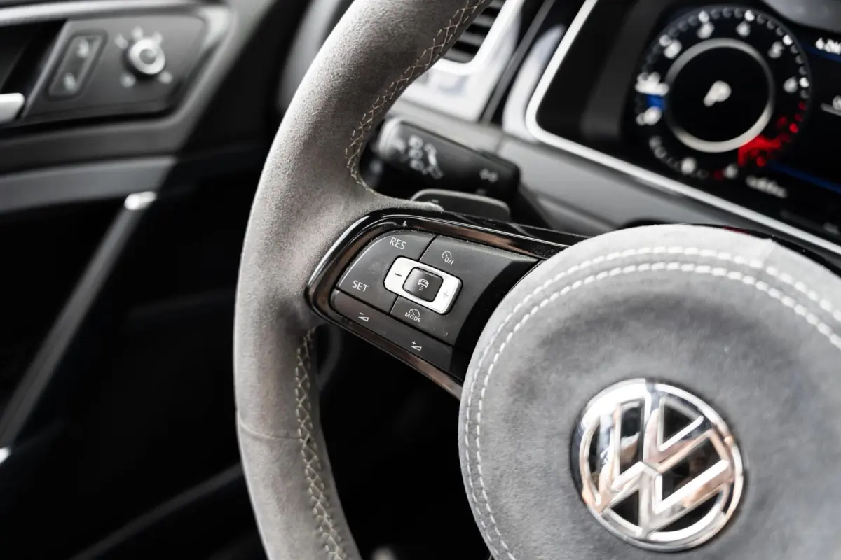 2.0 TSI 4Motion R Akrapovic Pano Dsg Dynau