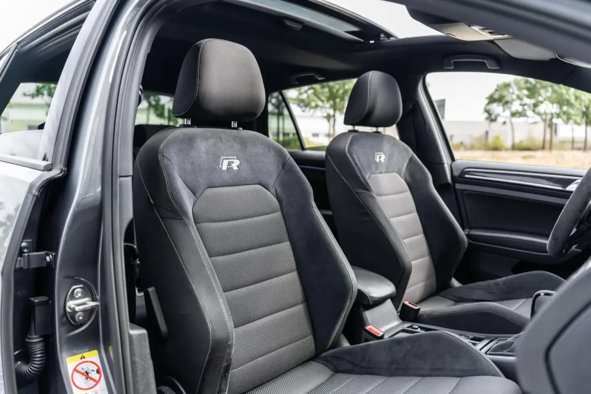 2.0 TSI 4Motion R Akrapovic Pano Dsg Dynau