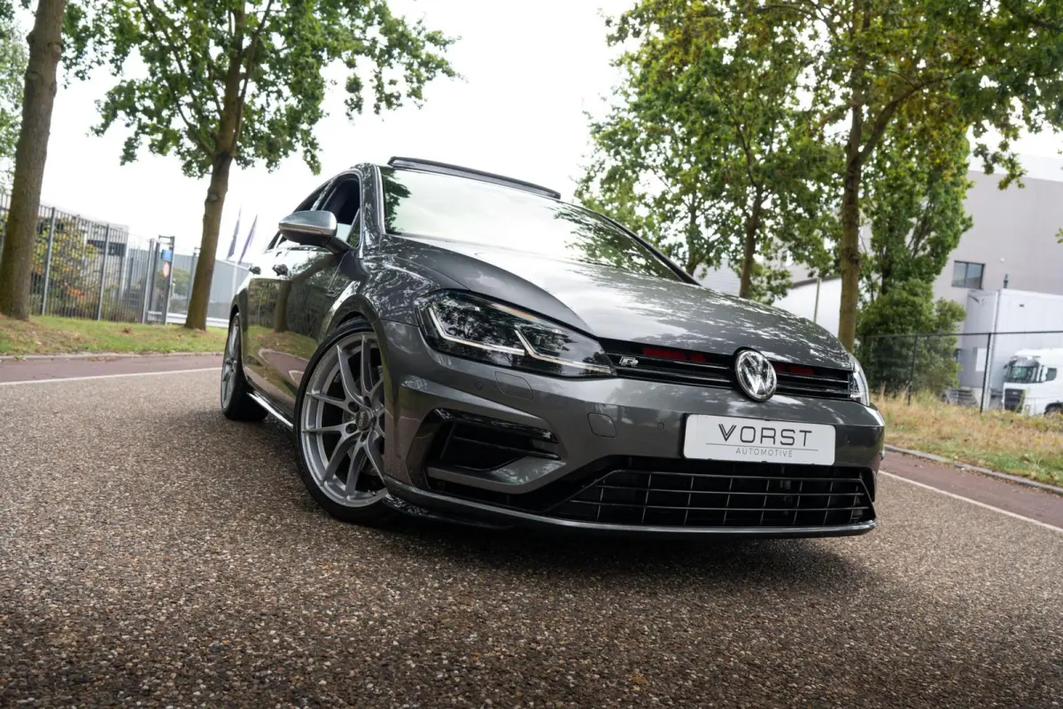 2.0 TSI 4Motion R Akrapovic Pano Dsg Dynau