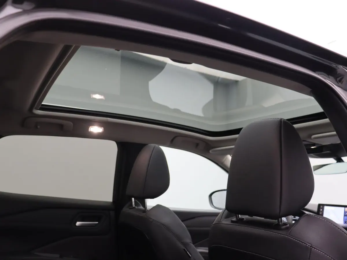 1.3 MHEV Xtronic N-Connecta | Panoramadak | Stoel, Stuur en Voorruit verwarming | Elektrische Achterklep | Headup Display |